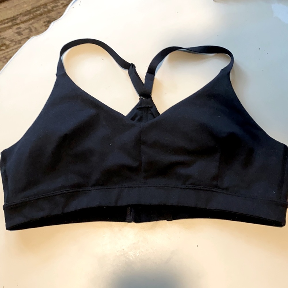 zelle sports bra